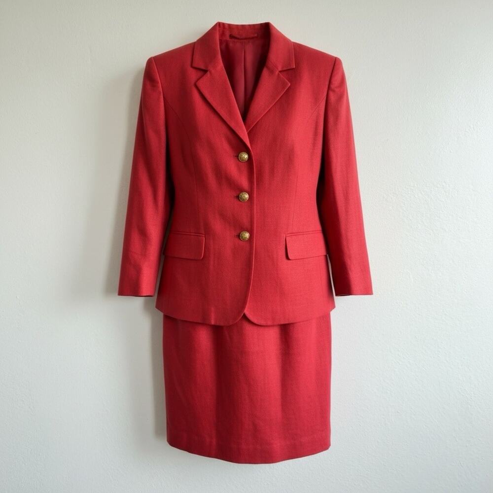 Dana Buchman Vintage Silk Skirt Suit Set Red Gold Button Jacket 10P Power Suit